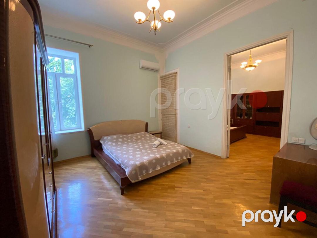 İcarəyə verilir 4 otaqlı köhnə tikili 160 m² — Mənzil, Bakı (2)