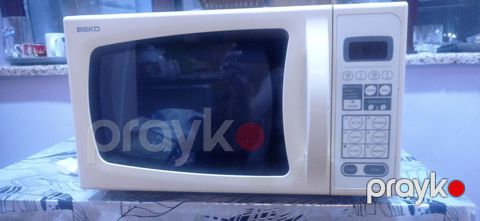 Beko mikrodalğalı soba - Marka/model: Beko, ön paneldə rəqəmsal ekran — Bakı