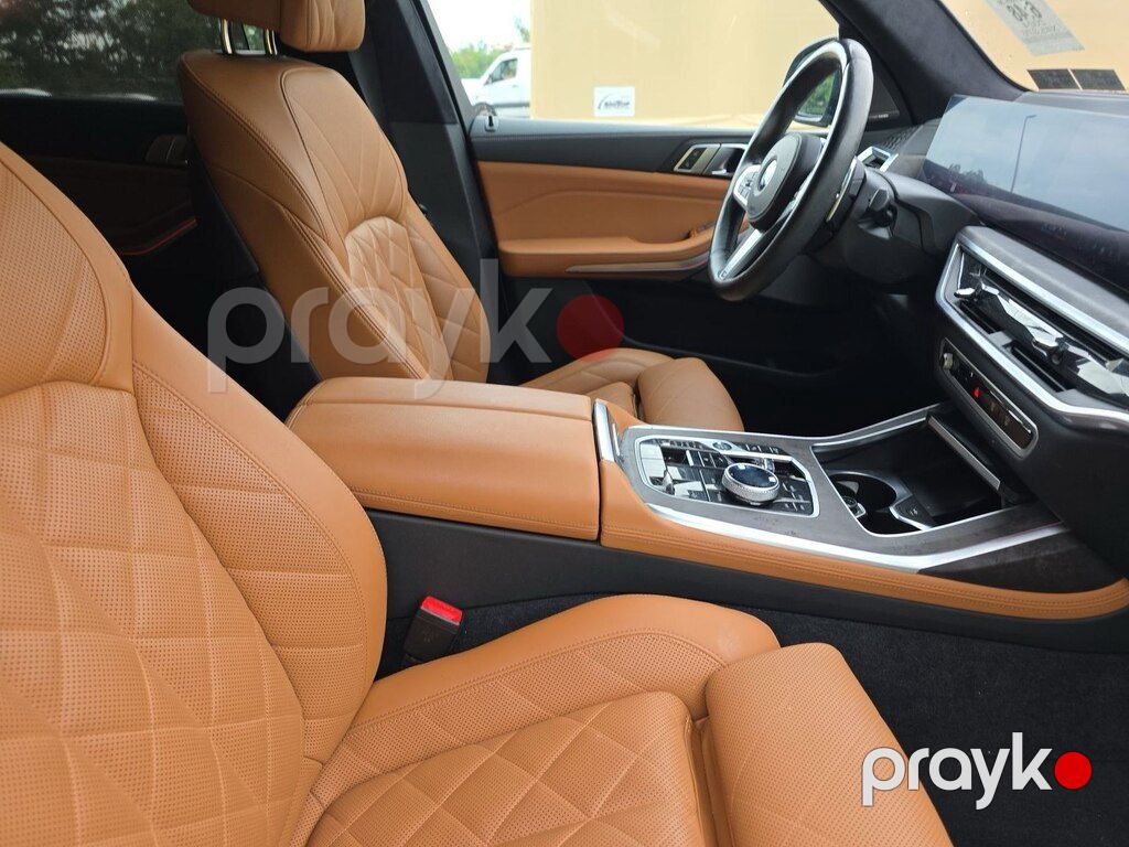 BMW X7, 3.0 L, 2024 il, 73 832 km — Avtomobillər (7)