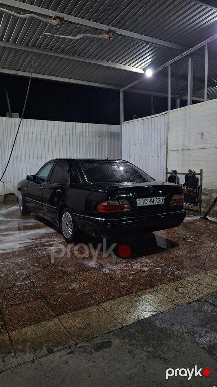Mercedes E 320, 3.2 L, 1995 il, 320 000 km — Avtomobillər, Quba (7)