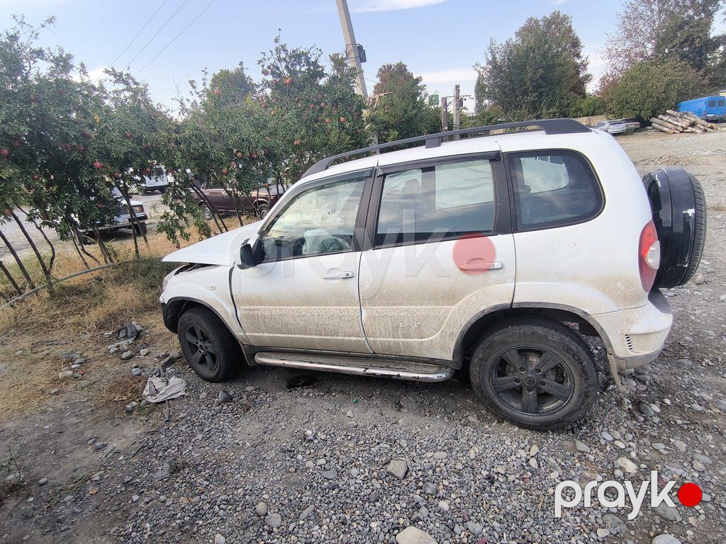 Chevrolet Niva, 1.7 L, 2015 il, 60 000 km — Avtomobillər, Bakı (3)