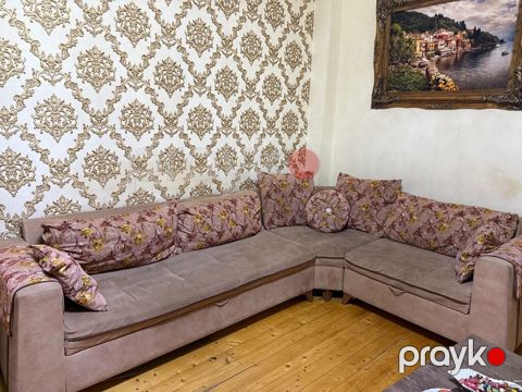 Kunc divan bazalidir 250azn satilir unvan — Bakı
