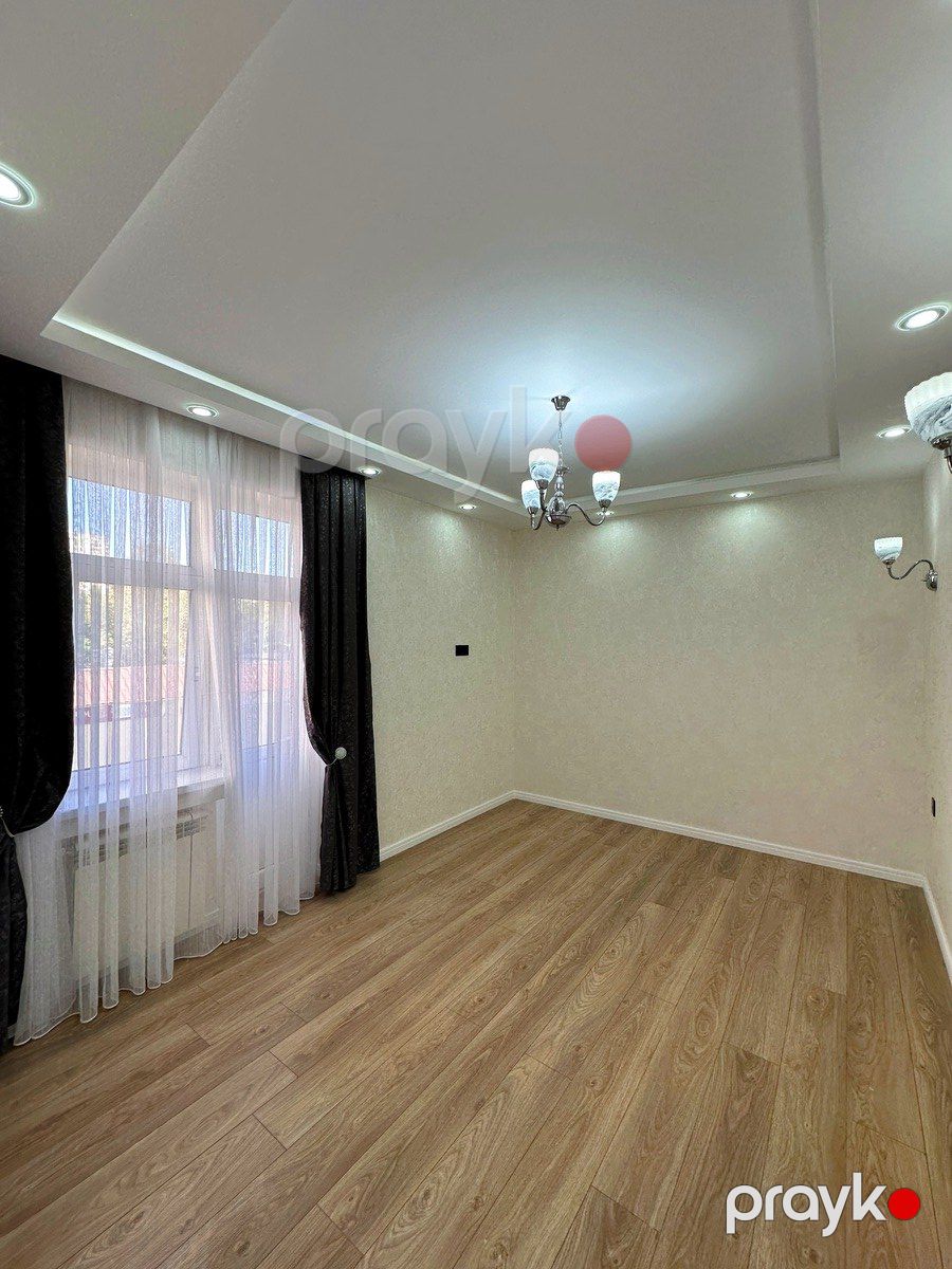 Satılır 2 otaqlı köhnə tikili 65 m² — Mənzil, Bakı (10)
