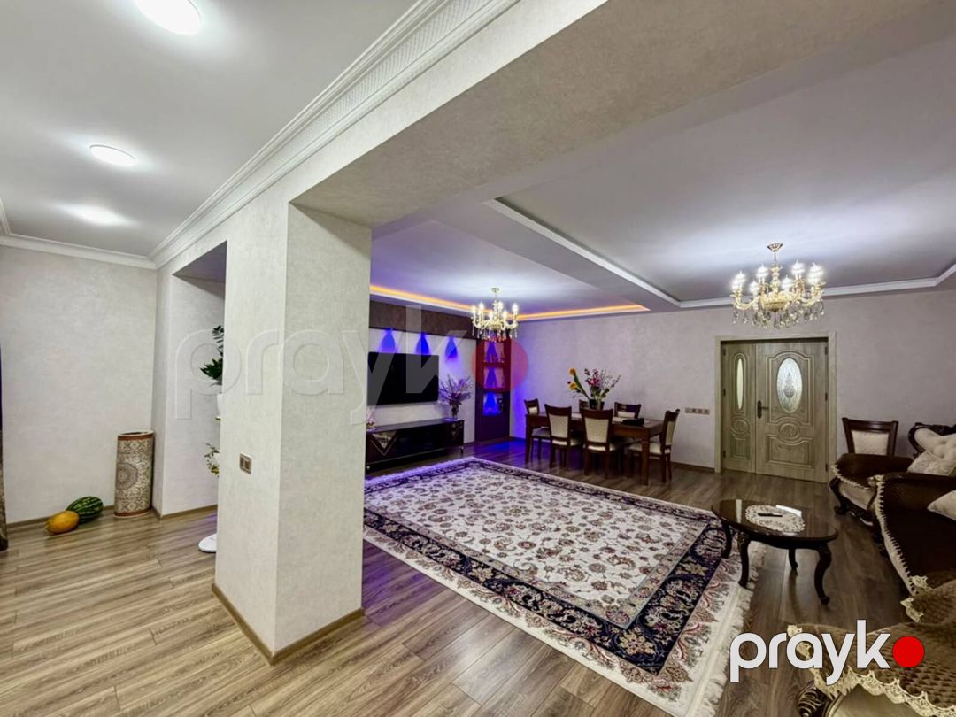 Satılır 4 otaqlı köhnə tikili 110 m² — Mənzil, Bakı (4)