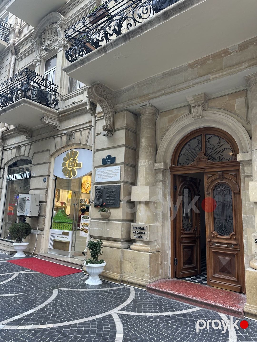 Satılır 6 otaqlı köhnə tikili 320 m² — Mənzil, Bakı (4)