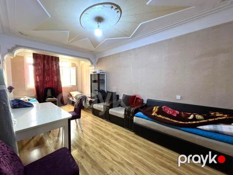 Satılır 3 otaqlı köhnə tikili 70 m² — Bakı
