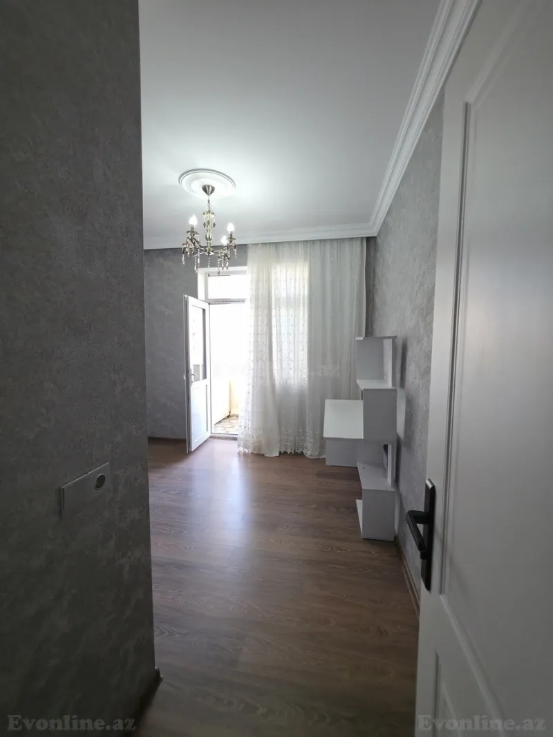 Satılır 3 otaqlı Mənzil Köhnə tikili 90 m² Bakı, Sabunçu r., Bakıxanov — Mənzil, Bakı (5)