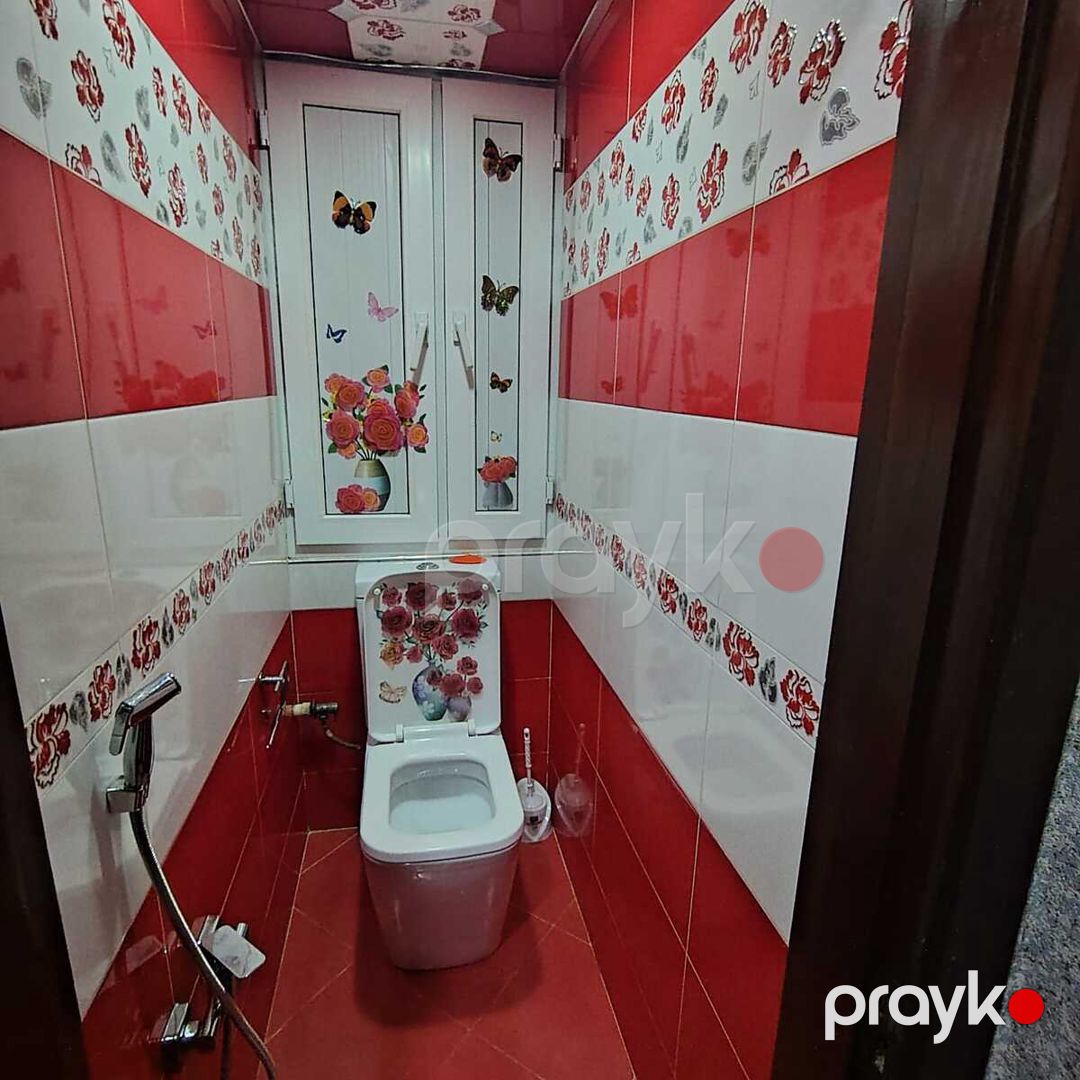 Satılır 4 otaqlı köhnə tikili 85 m² — Mənzil, Bakı (8)
