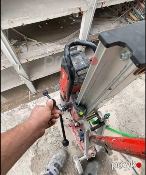 Beton kəsən beton deşən — Bakı