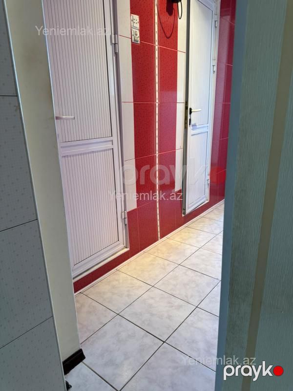 Satılır 3 otaqlı Bina evi menzil (Köhnə tikili), 72 m², 9-cu mikrorayon — Mənzil, Sumqayıt (11)