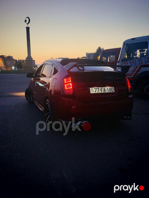 Toyota Prius, 1.5 L, 1.3 kWh, 2007 il, 200 000 km — Avtomobillər, Gəncə (11)