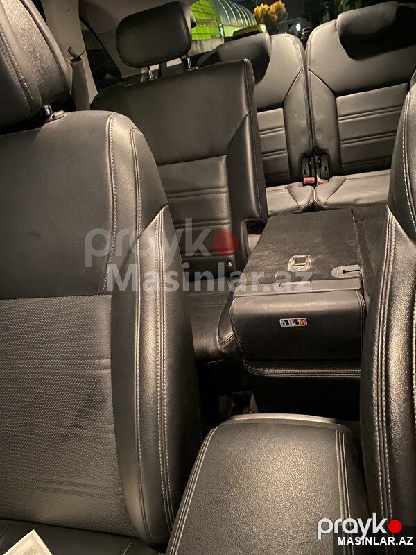 Kia Sorento, 2016 il — Minik avtomobili icarəsi, Bakı (3)