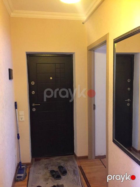 Satılır 2 otaqlı köhnə tikili 65 m² — Bakı