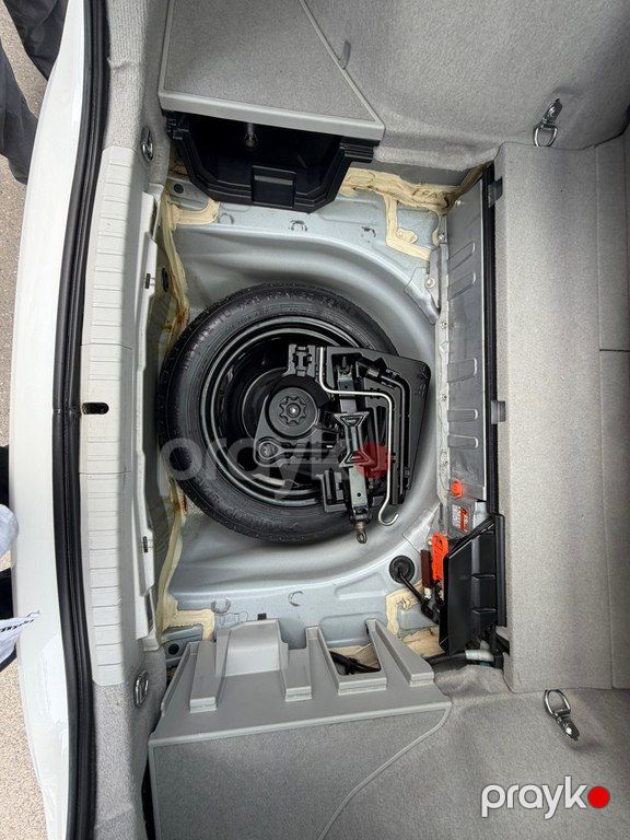 Toyota Prius, 1.8 L, 1.3 kWh, 2011 il, 259 500 km — Avtomobillər, Sumqayıt (12)