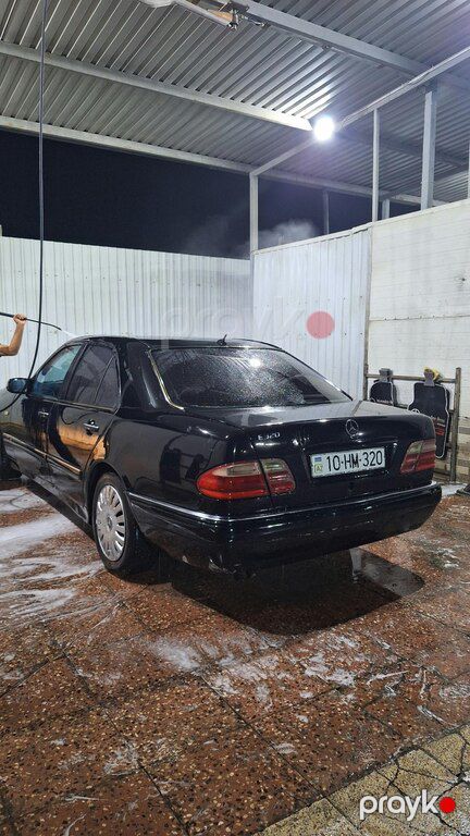 Mercedes E 320, 3.2 L, 1995 il, 320 000 km — Avtomobillər, Quba (6)