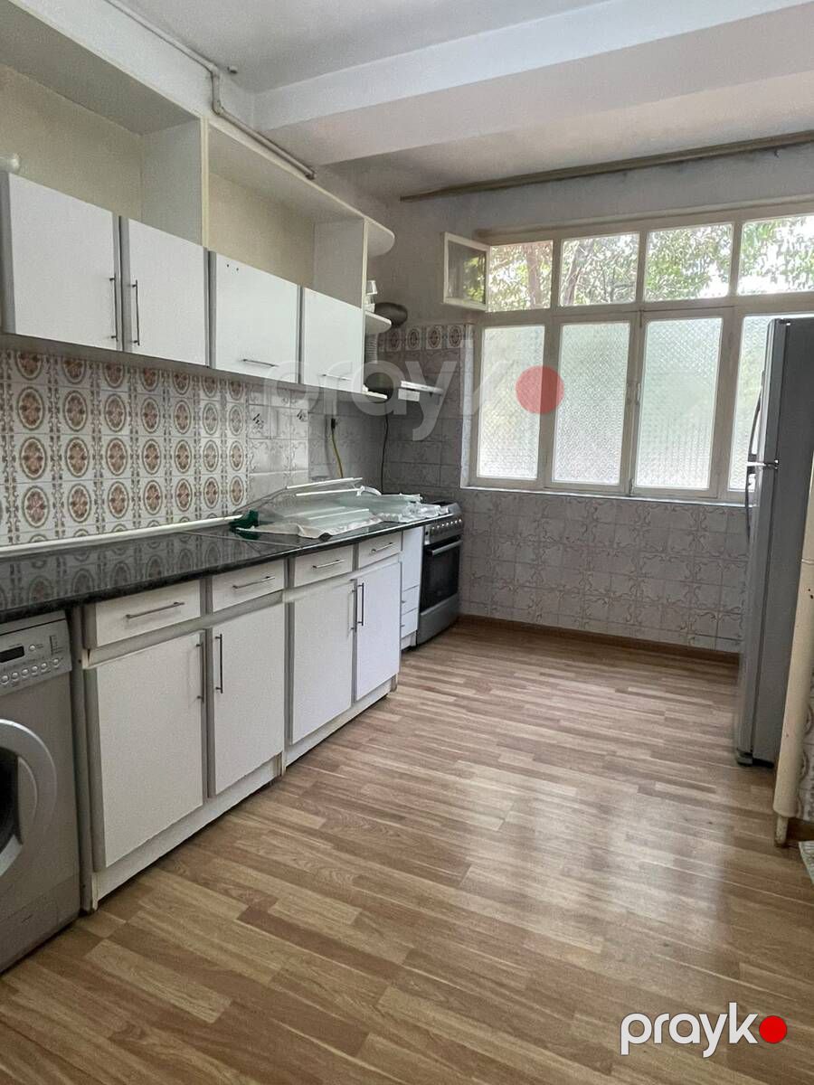 İcarəyə verilir 3 otaqlı köhnə tikili 93 m² — Mənzil, Bakı (7)
