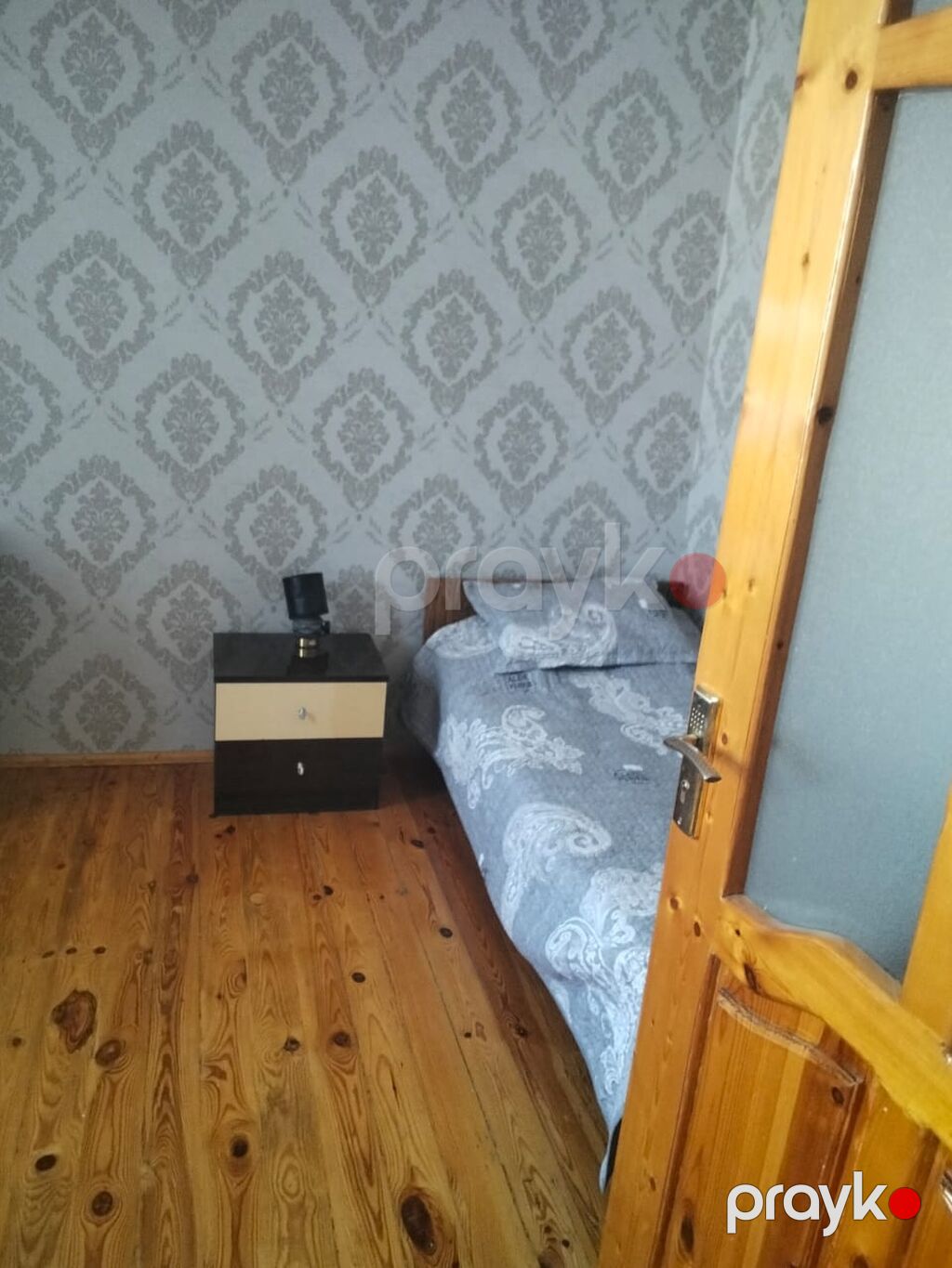 Ev Avtozavod qesebesinde yerlesir 2 sotun icinde 3 otaq 1 zal — Mənzil, Gəncə (8)