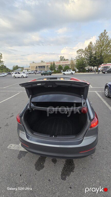 Hyundai Elantra, 2.0 L, 2017 il, 170 590 km — Avtomobillər, Qəbələ (8)