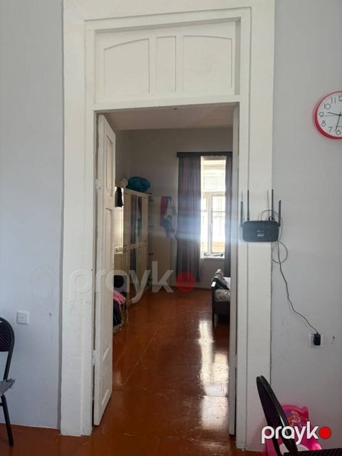 İcarəyə verilir 2 otaqlı köhnə tikili 60 m² — Bakı