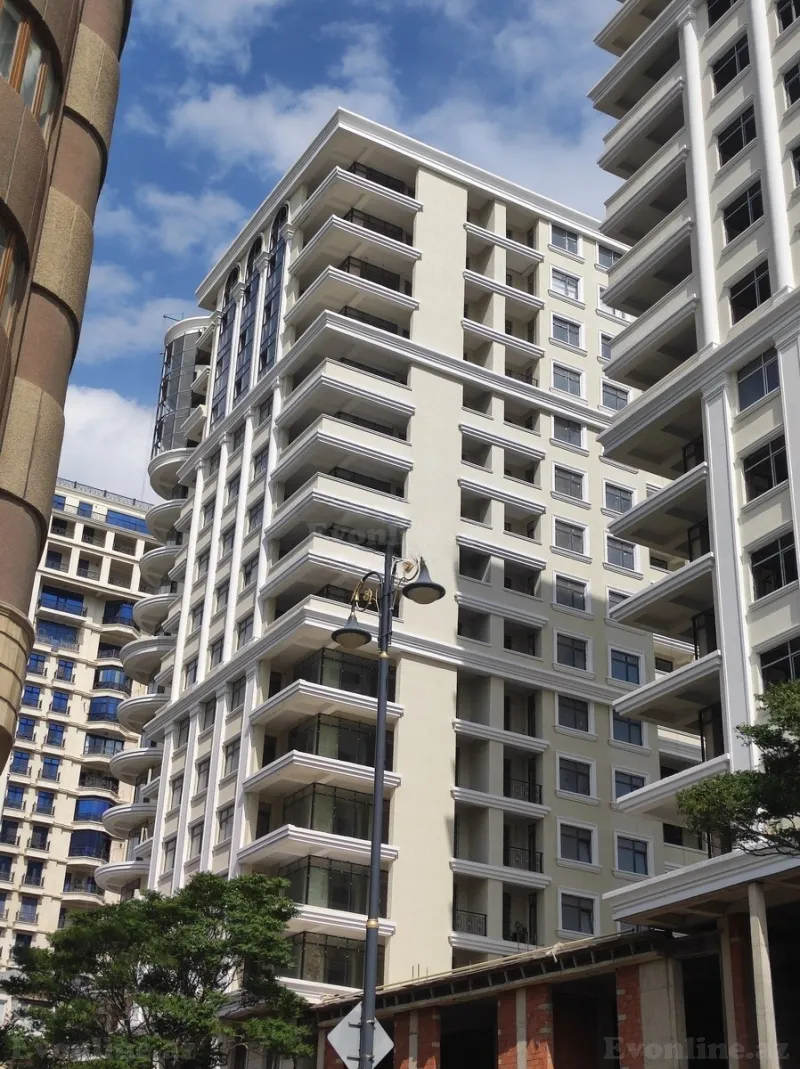 Satılır 3 otaqlı Mənzil Yeni tikili 91 m² Bakı, Nərimanov r., 28 May m — Mənzil, Bakı (2)