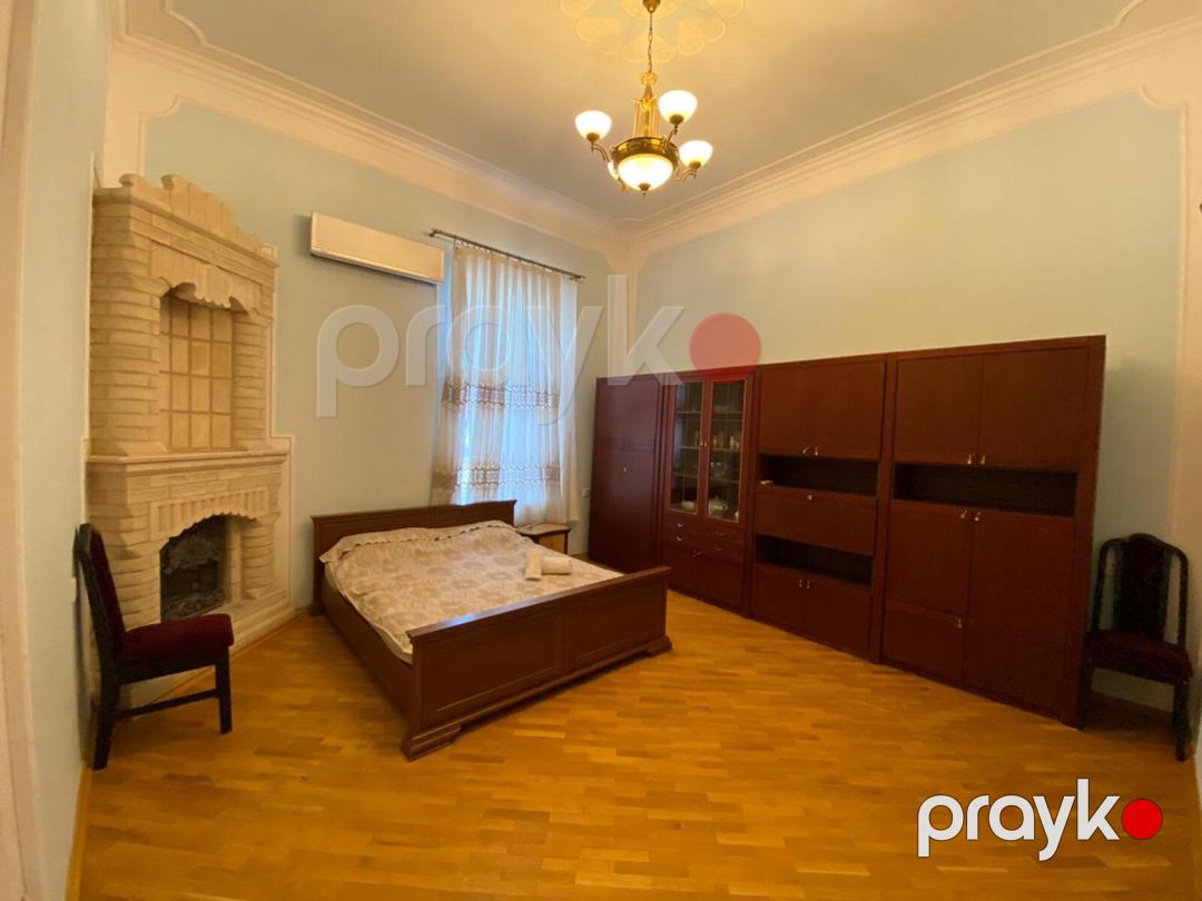 İcarəyə verilir 4 otaqlı köhnə tikili 160 m² — Mənzil, Bakı (9)