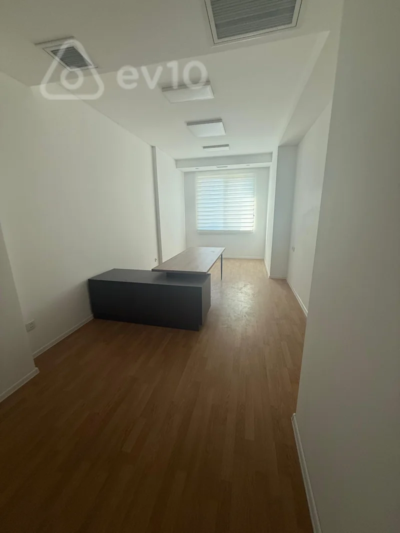4 otaqlı mənzil, 213 m², İsmayıl Qutqaşınlı Küçəsi — Mənzil, Bakı (4)