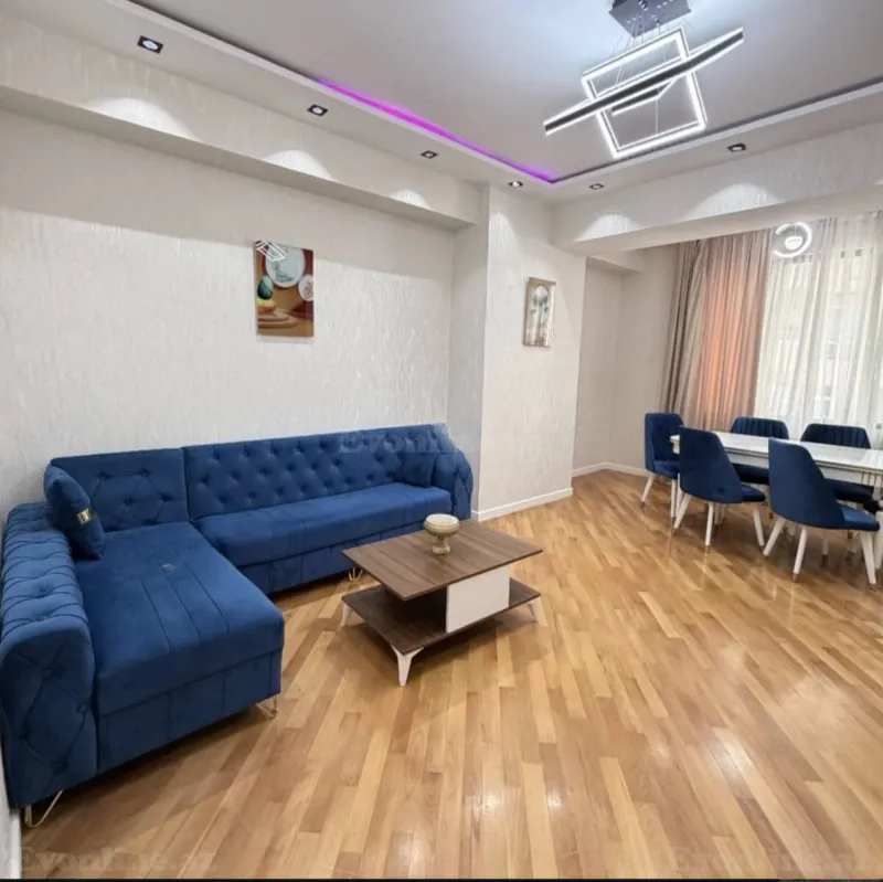 Satılır 2 otaqlı Mənzil Yeni tikili 64 m² Bakı, Nəsimi r., Memar Əcəmi m., 4-cü mikrorayon — Bakı