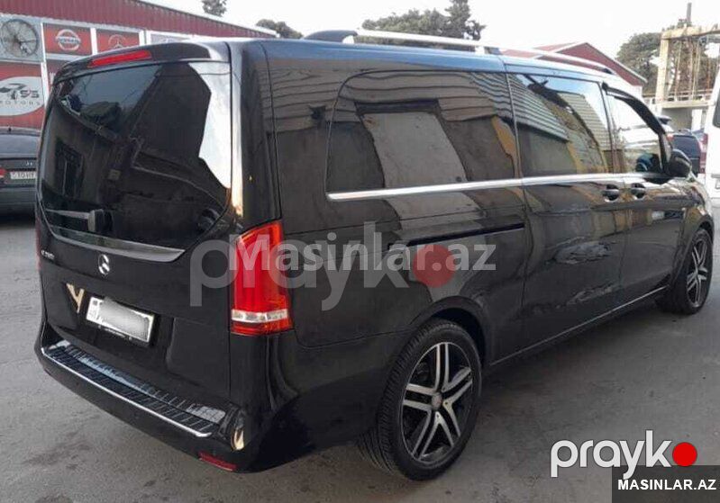 Mercedes Viano mikroavtobus, 2017 il — Minik avtomobili icarəsi, Bakı (2)