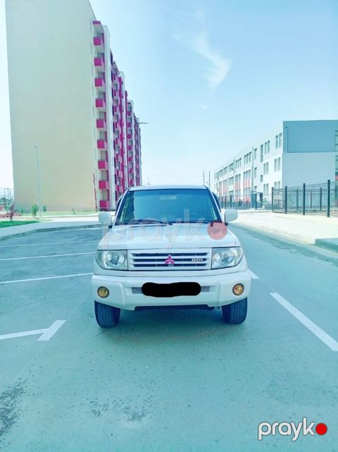 Mitsubishi Pajero io, 1.8 L, 1999 il, 355 124 km — Bakı
