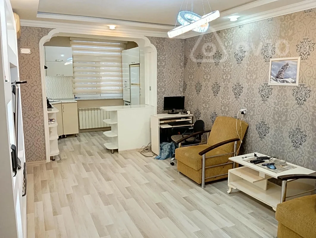 3 otaqlı mənzil, 90 m², Qələbə krugu — kirayə — Mənzil, Bakı (6)