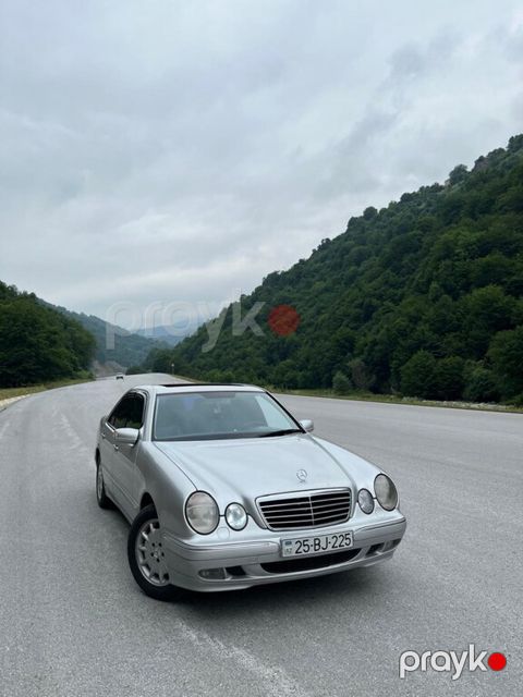 Mercedes E 240, 2.4 L, 1999 il, 300 000 km — Gəncə