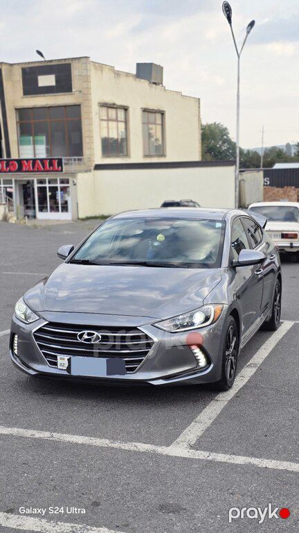 Hyundai Elantra, 2.0 L, 2017 il, 170 590 km — Qəbələ