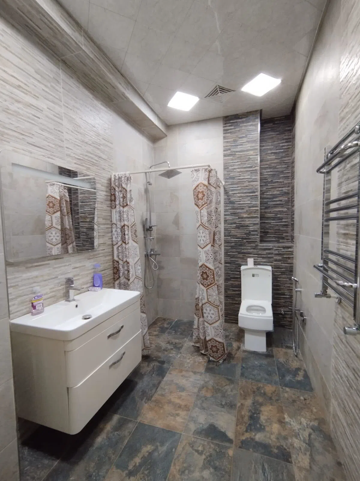 3 otaqlı mənzil 170 m² kirayə verilir — Mənzil, Bakı (9)