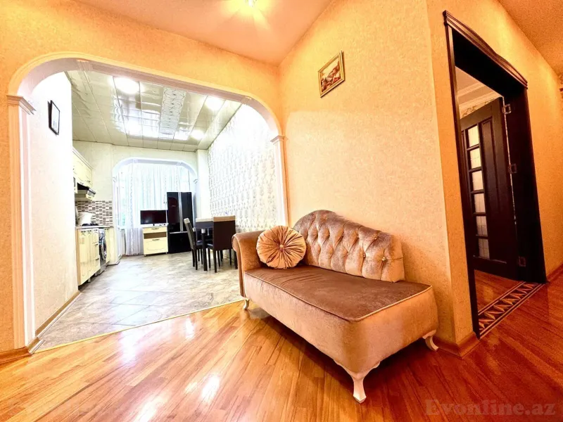 Satılır 3 otaqlı Mənzil Yeni tikili 120 m² Bakı, Yasamal r., İnşaatçılar m — Mənzil, Bakı (7)