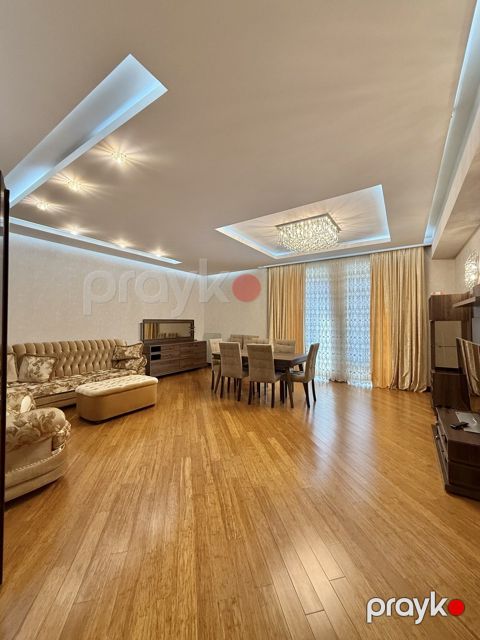 İcarəyə verilir 3 otaqlı yeni tikili 130 m² — Bakı