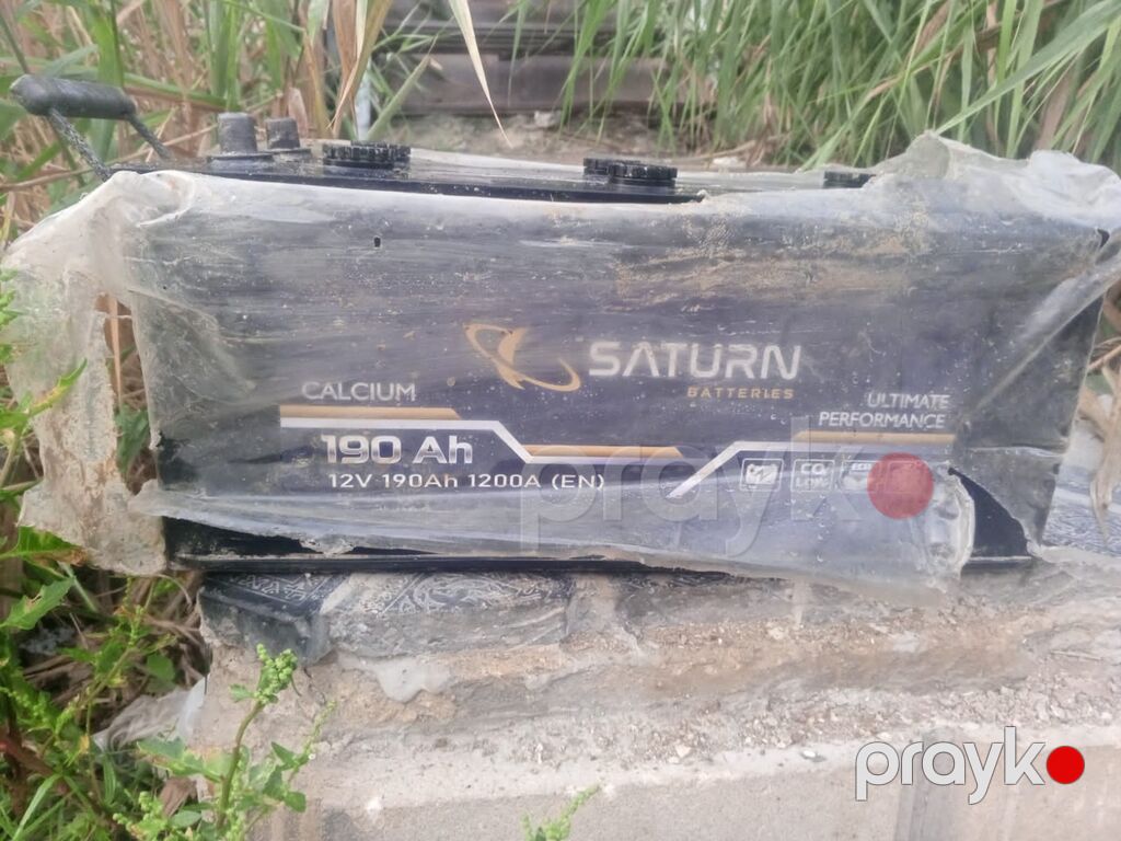 Akkumlyatorlar tam idealdir salafani bele üsdündədir. 2 ayin — Akkumulyatorlar, Bakı (3)