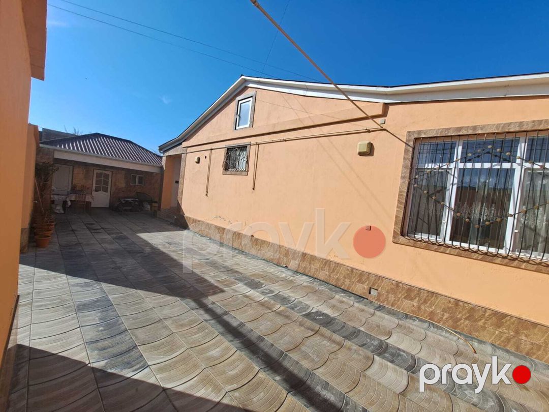 Həyət evi, Bakıxanov qəs — Ev, villa, Bakı (2)