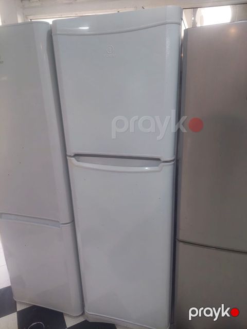 Soyuducu Indesit — Bakı