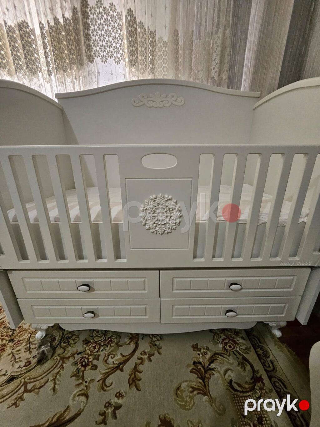 Oğlan və qız üçün, İşlənmiş, Dördbucaq, Beşik, Dəst ilə, Matras ilə, Yellənmə mexanizmi ilə — Bəşikləri, Bakı (6)