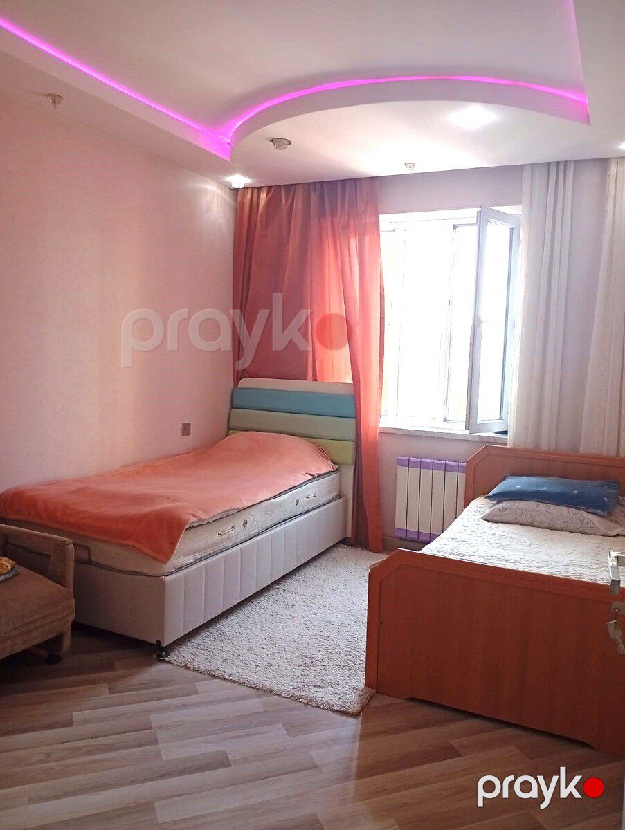Satılır 5 otaqlı köhnə tikili 100 m² — Mənzil, Bakı (7)