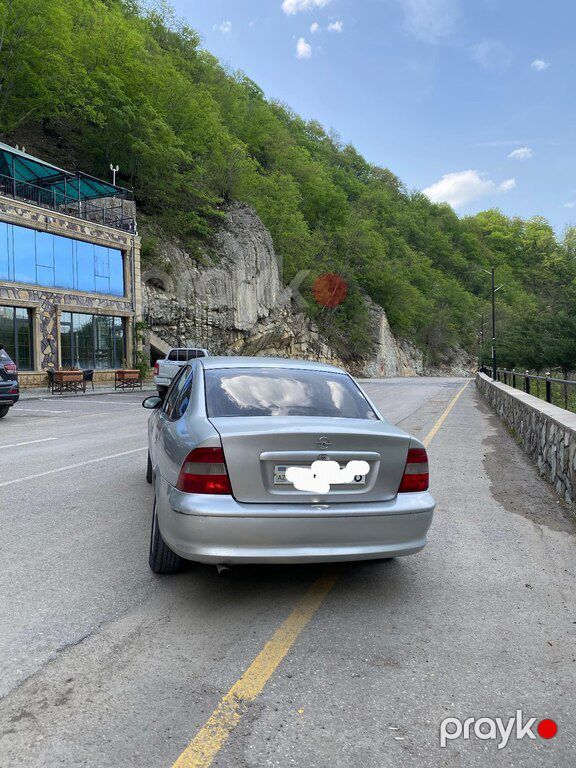 Opel Vectra, 1.8 L, 1996 il, 240 000 km — Avtomobillər, Quba (3)
