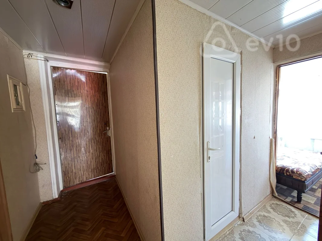2 otaqlı mənzil, 35 m², Neftçilər m,R.Rüstəmov küçəsi — Mənzil, Bakı (9)