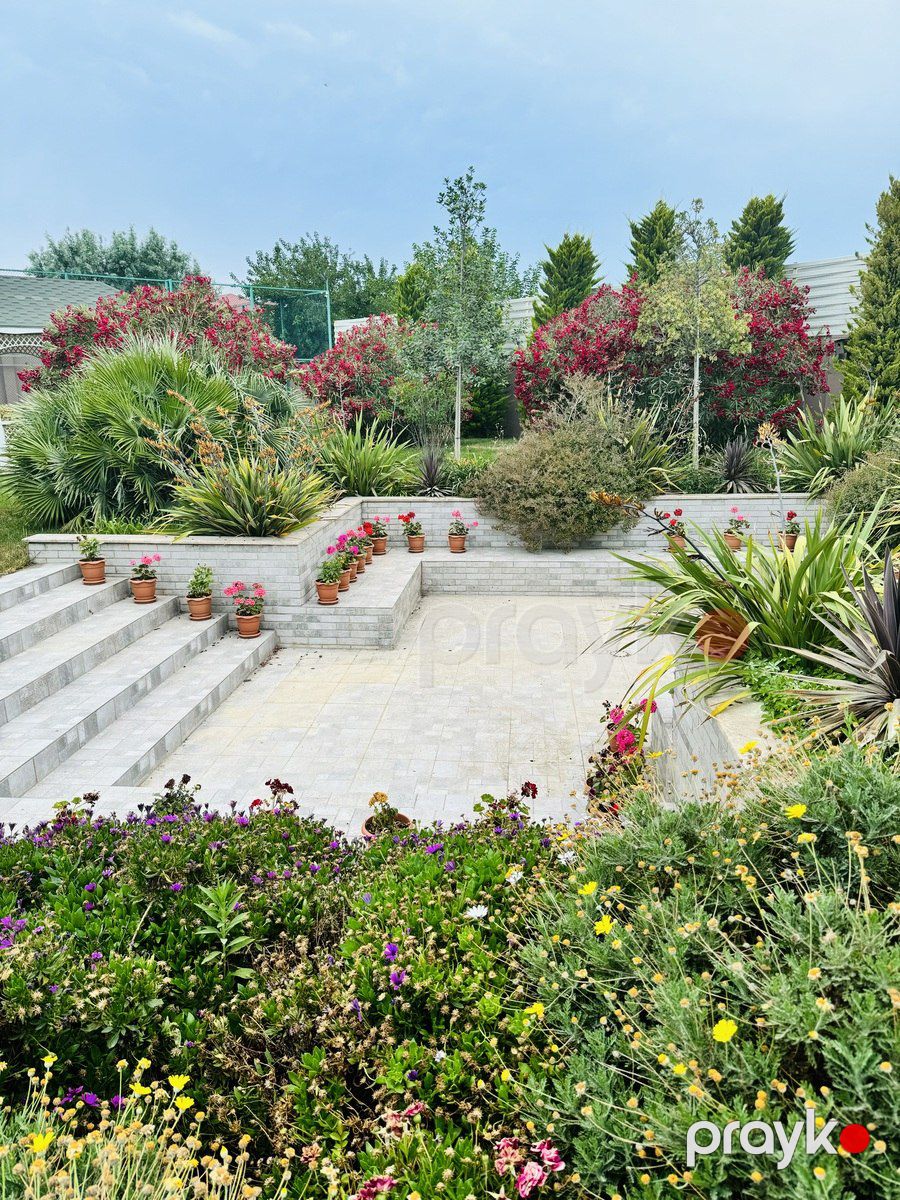 Satılır 6 otaqlı həyət evi/bağ evi 330 m² — Ev, villa, Bakı (12)