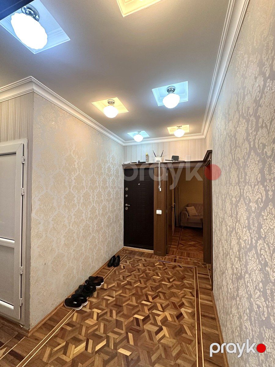 Satılır 4 otaqlı köhnə tikili 100 m² — Mənzil, Bakı (11)