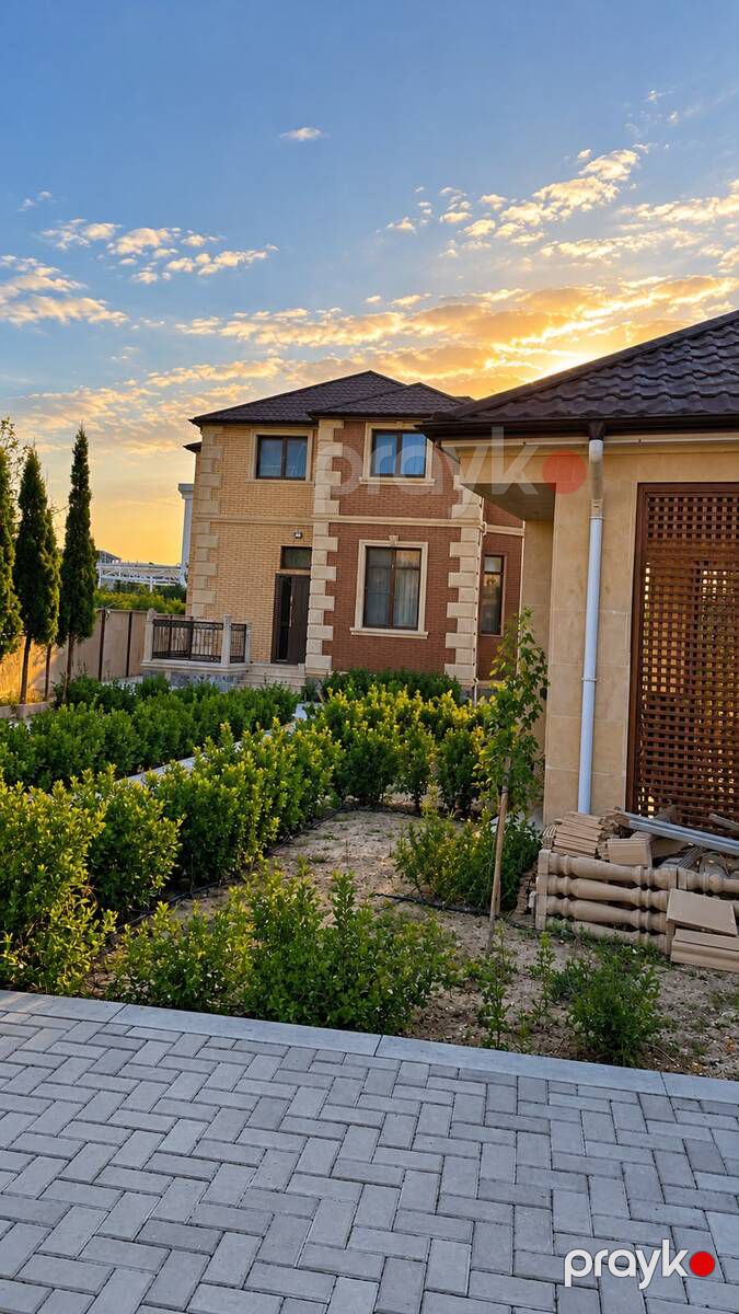 Satılır 4 otaqlı həyət evi/bağ evi 190 m² — Ev, villa, Bakı (2)