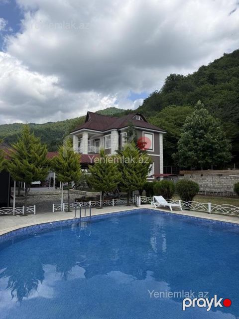 Günlük 6 otaqlı Həyət evi / Villa, 277 m², İsmayıllı — İsmayıllı