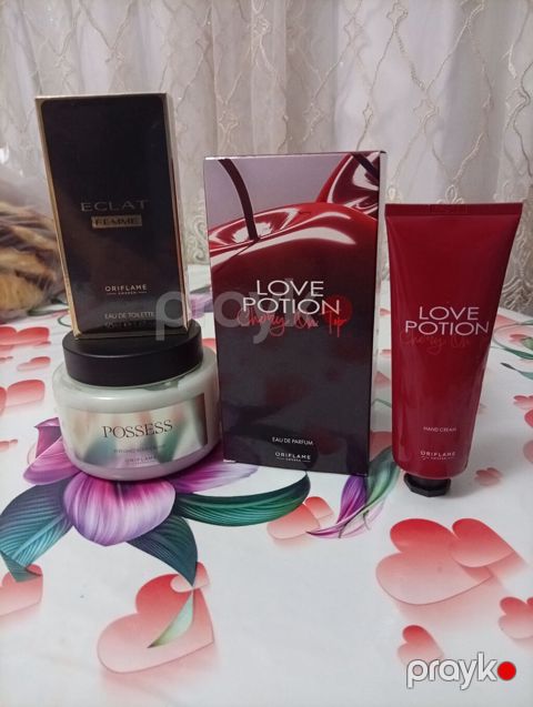 Oriflame dəstəsi – qadınlar üçün ətir və baxım məhsulları – Eclat — Xaçmaz