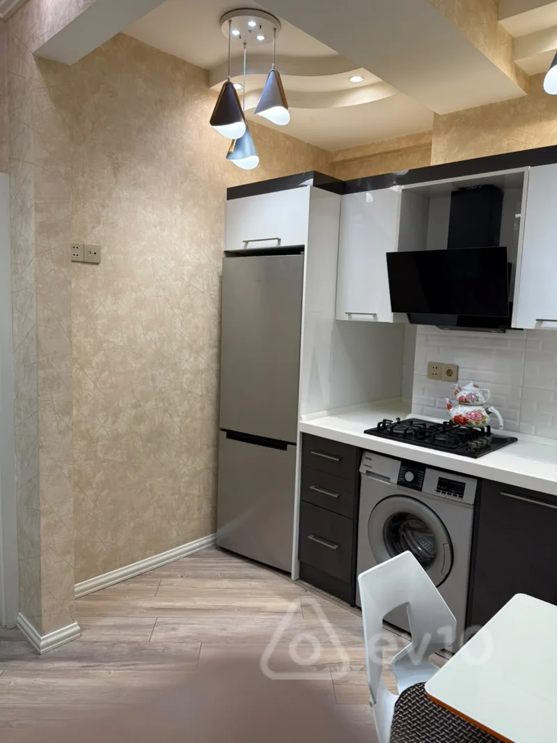 2 otaqlı mənzil, 65 m², Cəfər Xəndan kucəsi — kirayə — Mənzil, Bakı (6)