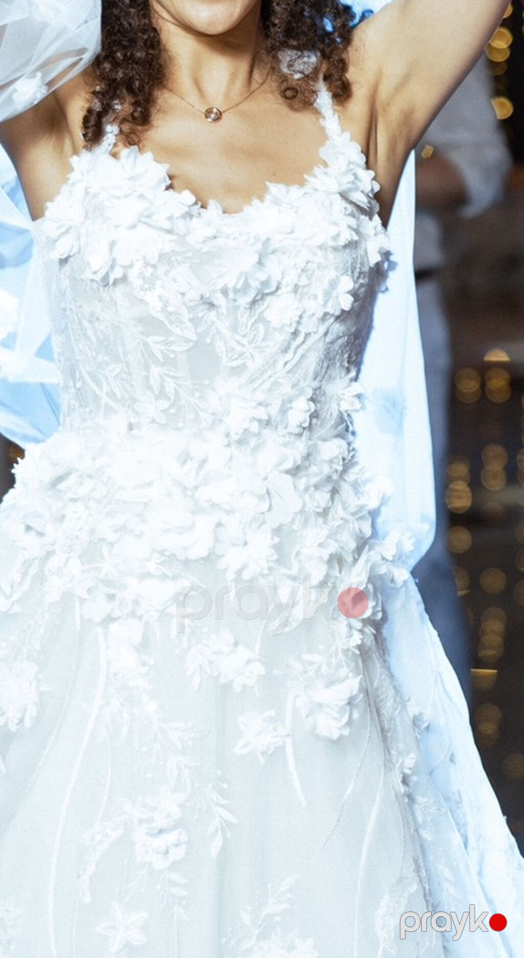 Bu gözel bəxt gətirən Pronovias firmaya məxsus gəlinlik satılır — Axşam paltarları, Bakı (4)