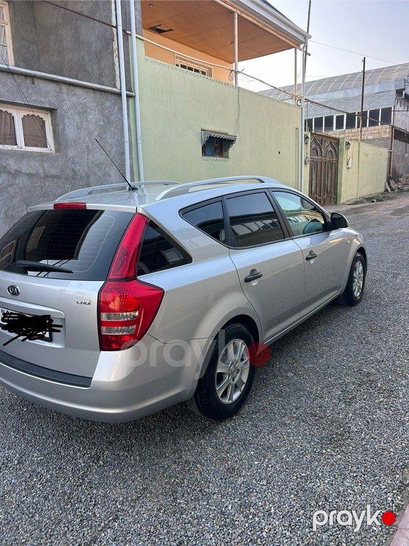Kia Ceed SW, 1.6 L, 2008 il, 246 000 km — Avtomobillər, Gəncə (5)